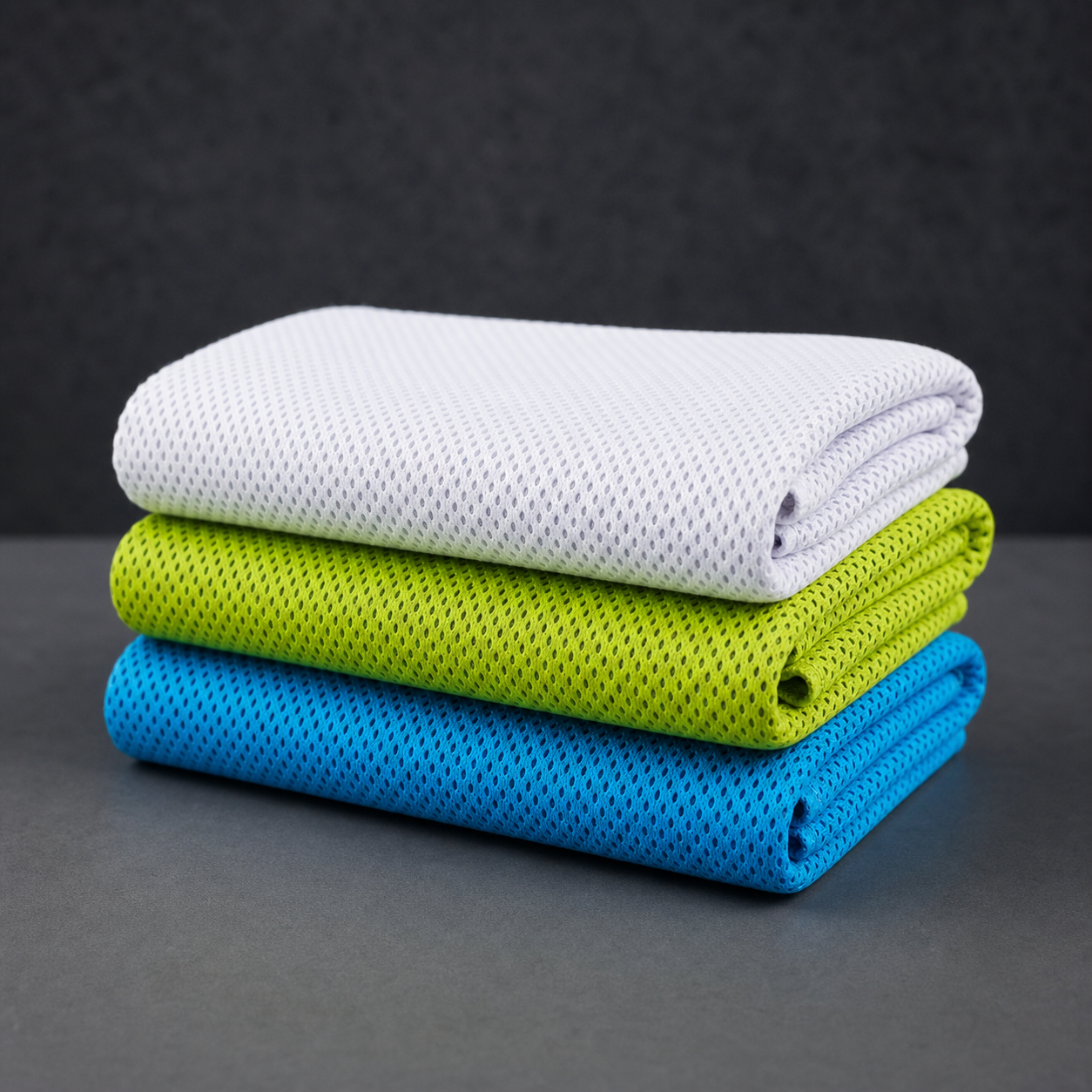 Breathable athletic neck scarves